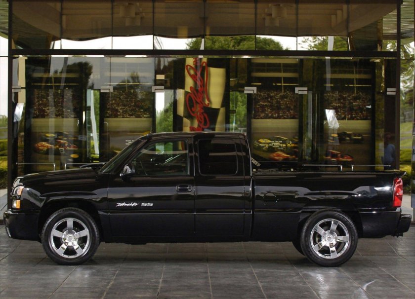 Chevrolet Silverado SS 2004