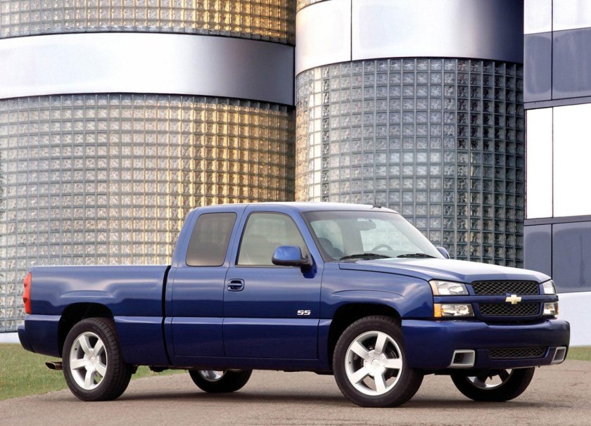Chevrolet Silverado SS 2002