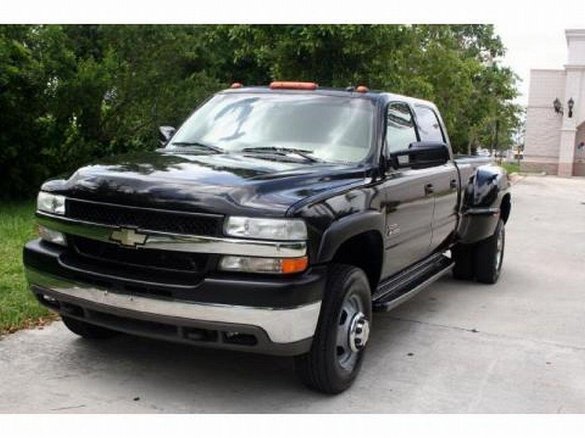 Chevrolet-Silverado 3500 2002