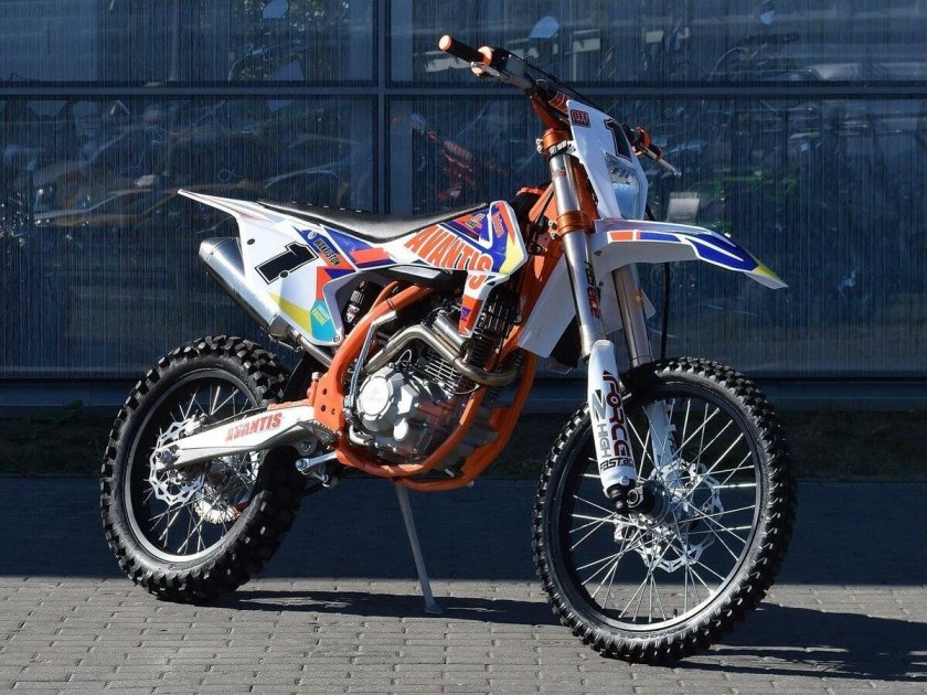 Мотоцикл Avantis 250