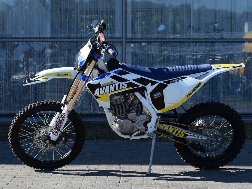 Эндуро Avantis 250