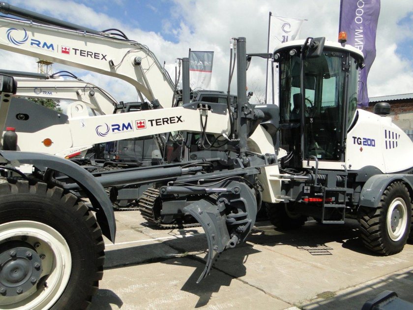 Автогрейдер rm terex tg