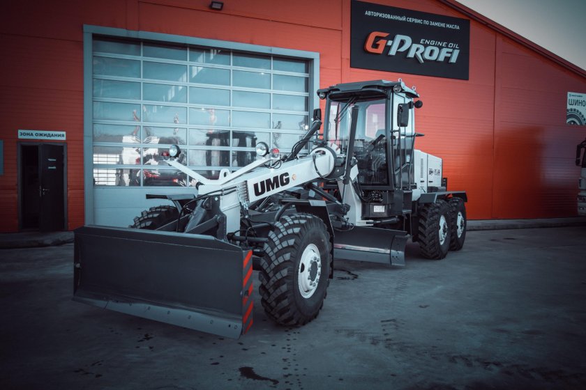 Автогрейдер гс 14 02