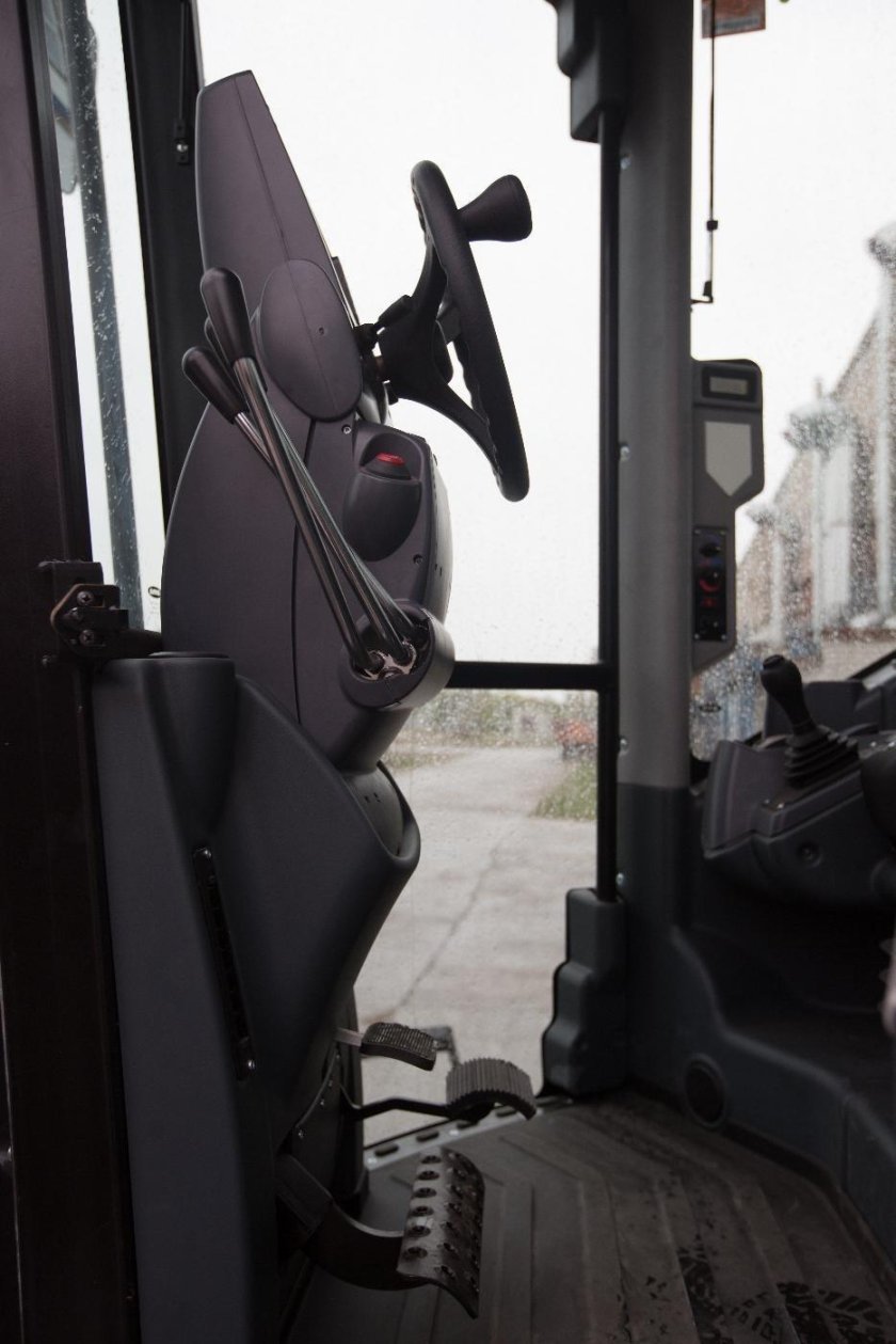 Кабина грейдер TG 250