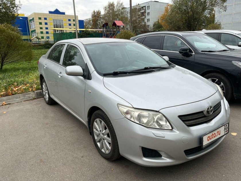 Toyota corolla e140 2009