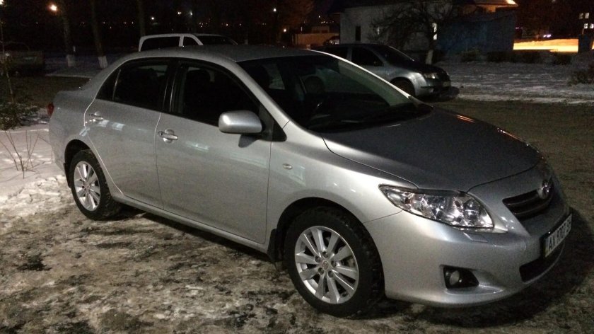 Тойота королла 2008