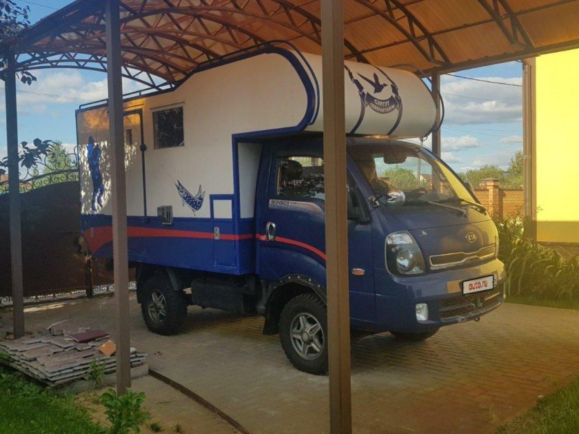 Киа Бонго кемпер