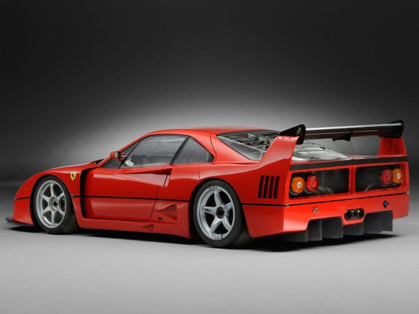 Ferrari f 40 competizione
