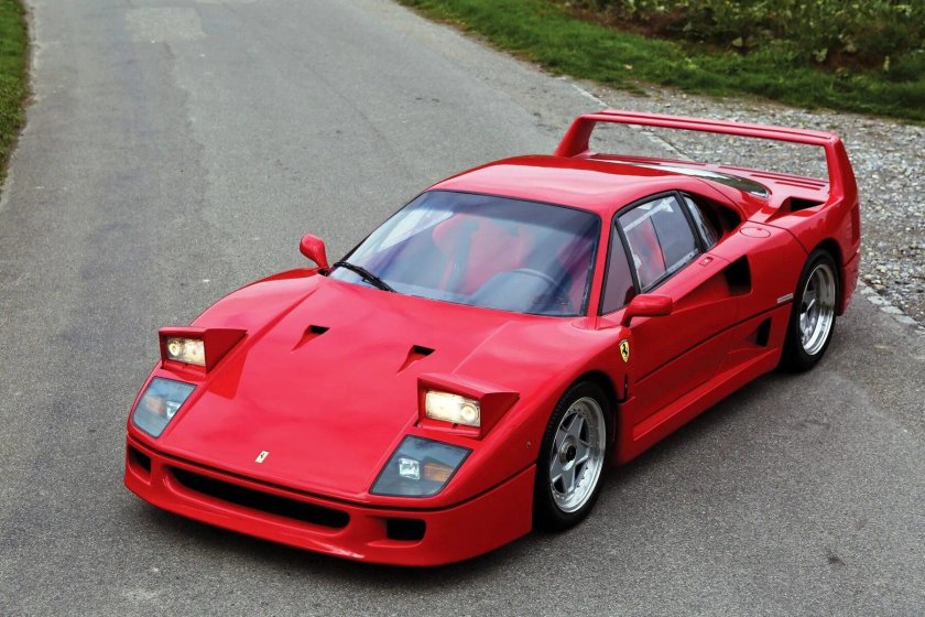 Машина Ferrari f40