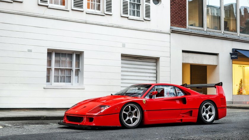 Ferrari lm900