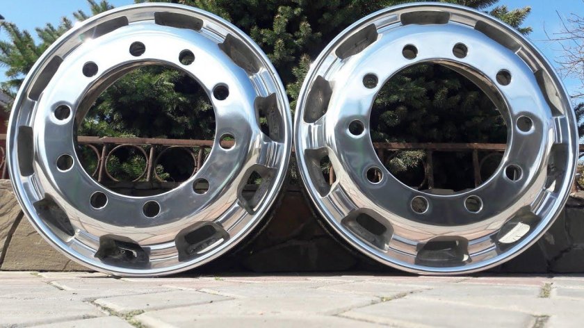 Алюминиевые диски 22.5 Мерседес