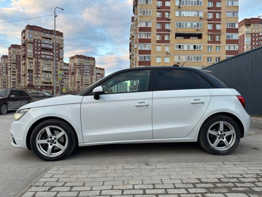 Audi a 1 sportback