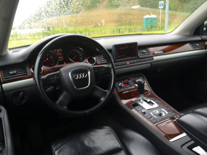 Ауди а8 Лонг 2006