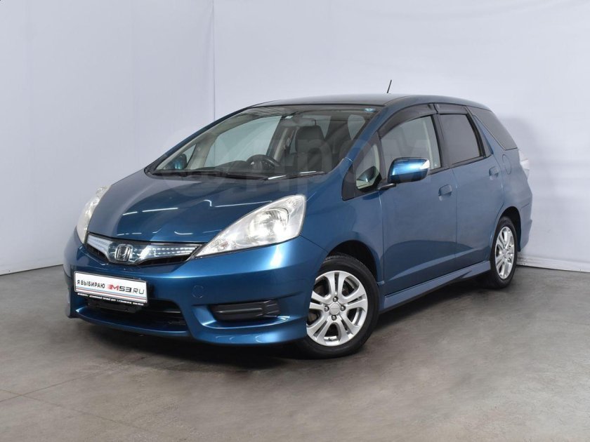 Хонда Шатл или Тойота Виш