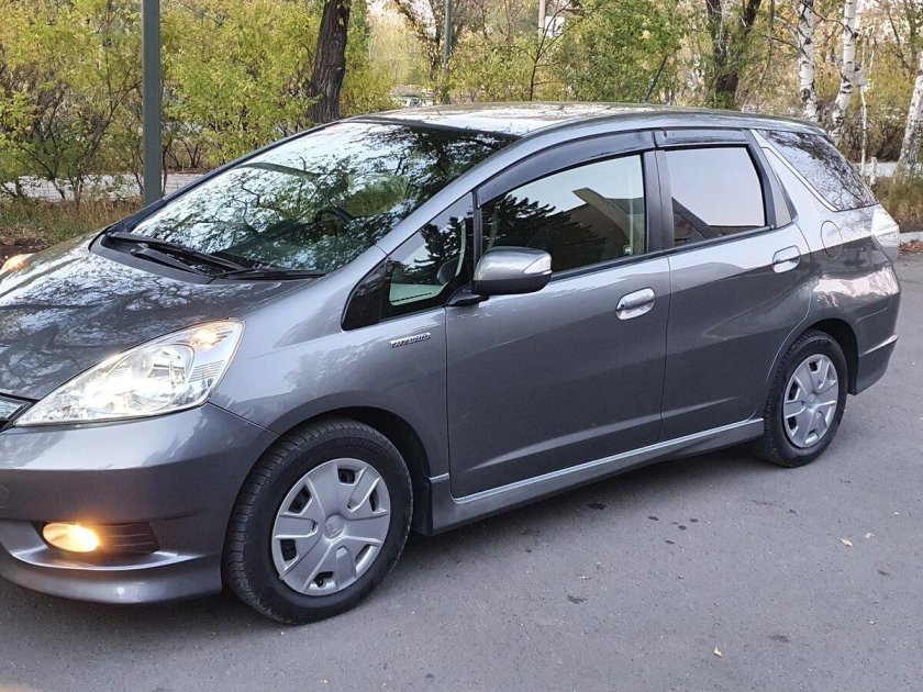 Honda Fit Shuttle Hybrid