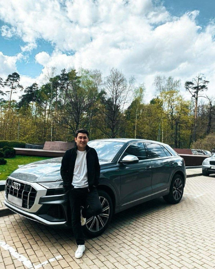 Азамат Мусагалиев