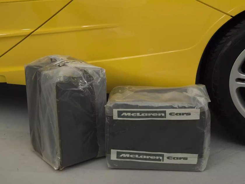 Автомобиль в заводской упаковке