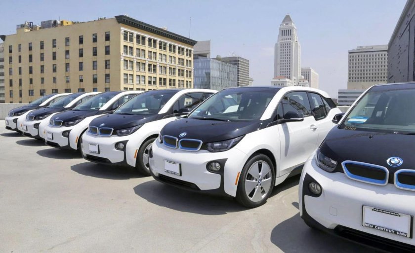 Электромобиль BMW i3