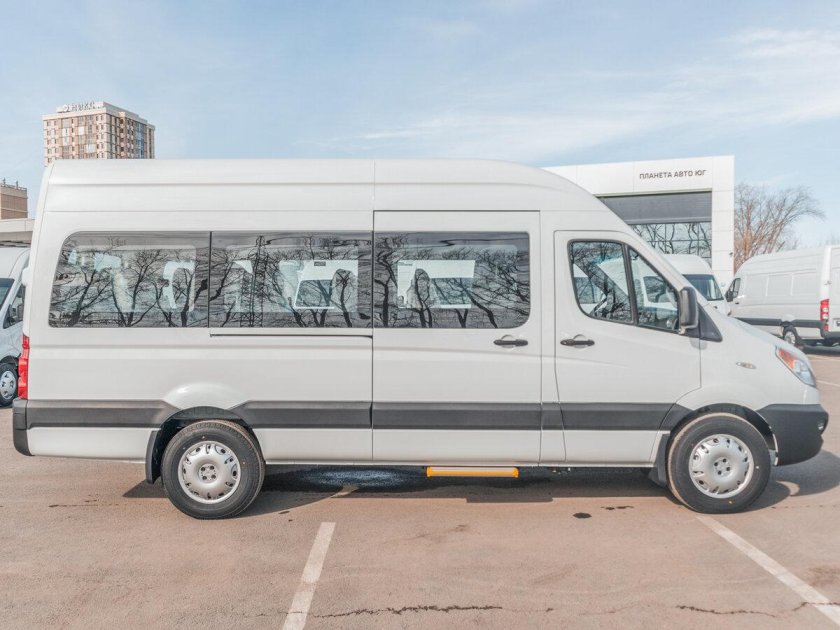 Микроавтобус МАЗ 281040