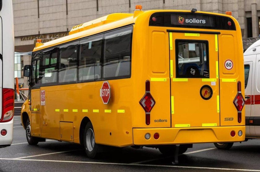 Школьные автобусы
