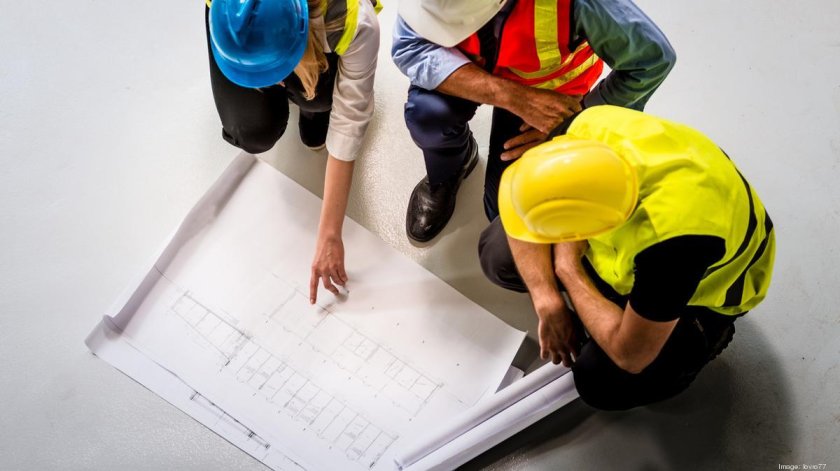 Дизайнер на стройке