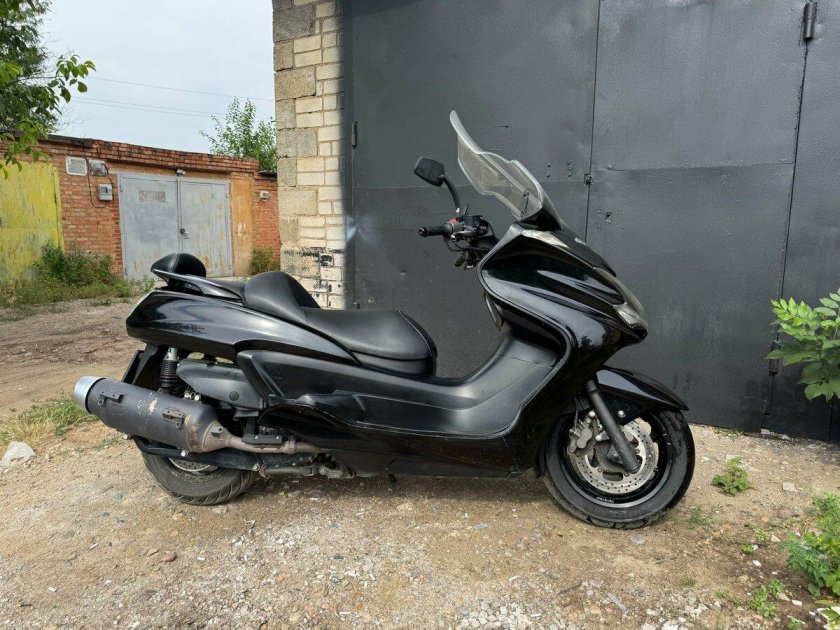 Ямаха маджести 400