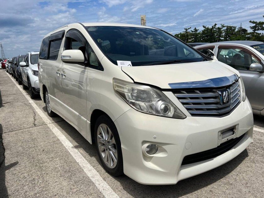 Тойота альфард