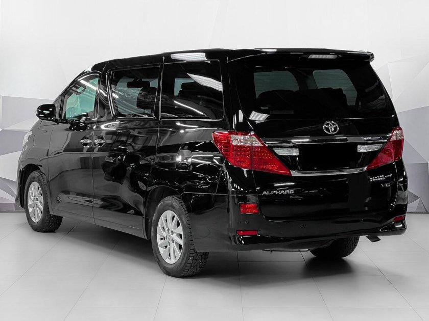 Toyota Alphard 2