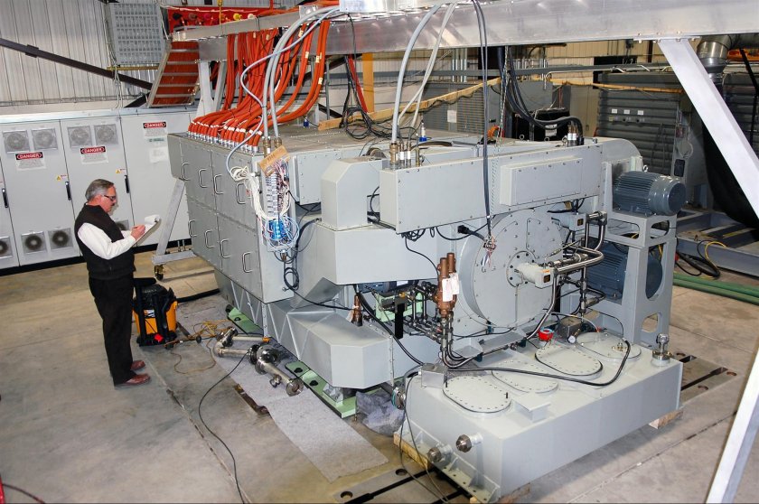 Electromagnetic aircraft Launch System