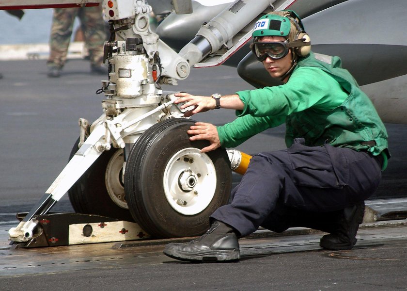 Катапульта на авианосце