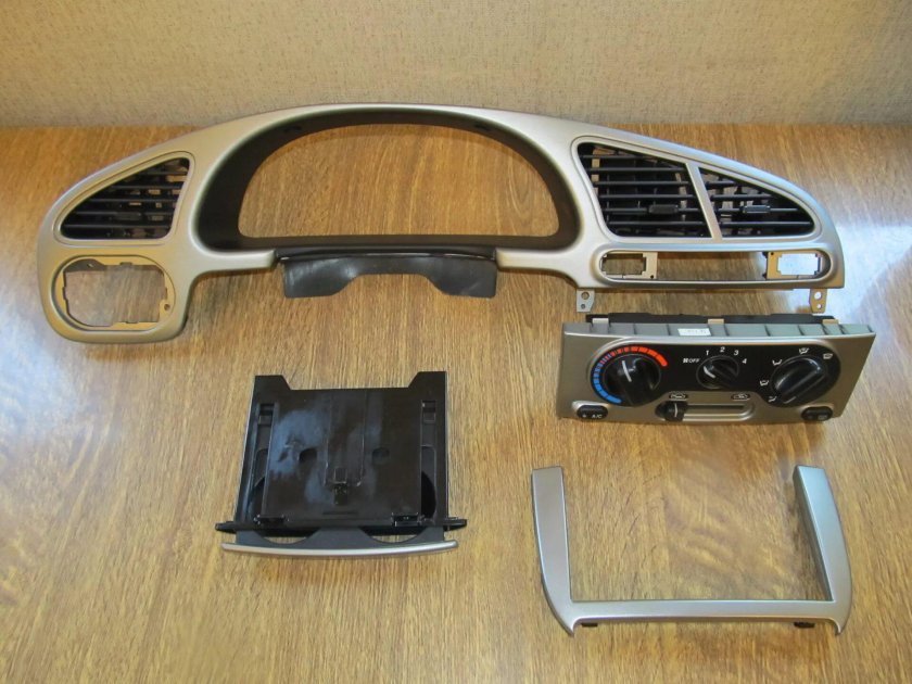 Рамка панели Ланос