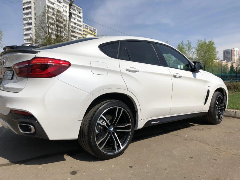 BMW x6 r21
