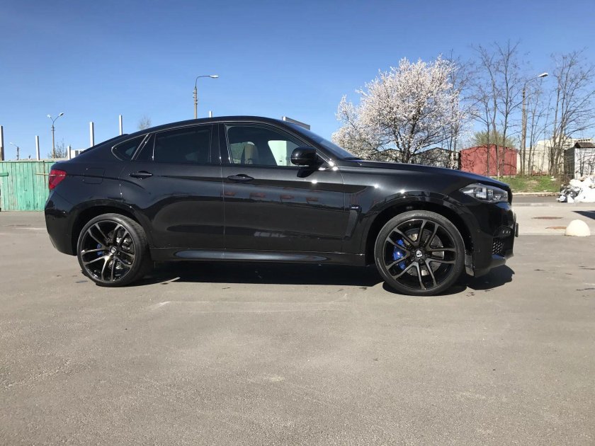 BMW x6 r22