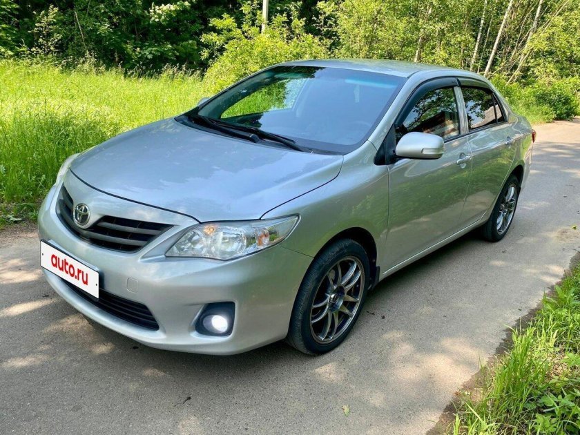 Тойота королла 2010 года комплектации