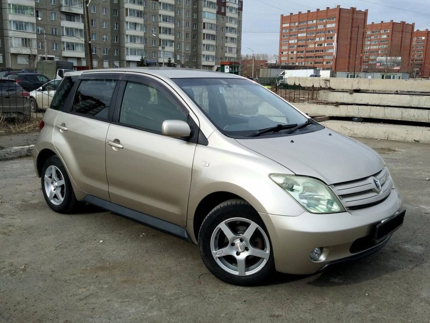 Тойота Ист 2002 1.3