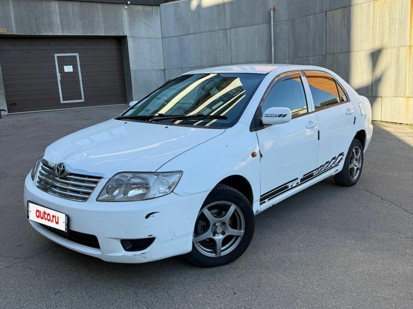 Тойота королла 2003г