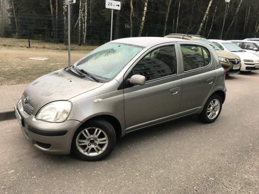 Toyota Yaris 2004