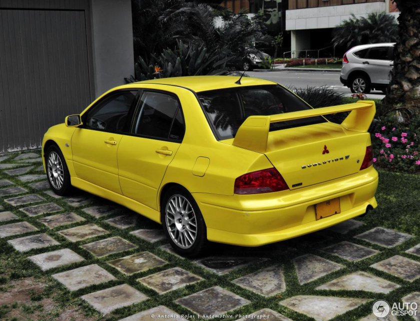 Mitsubishi Evolution 7