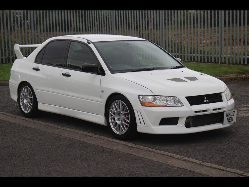 Митсубиси Лансер 7