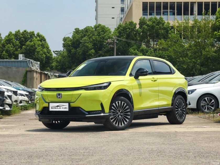 Кроссоверы 2022