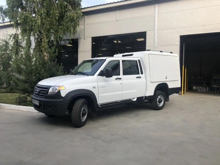 УАЗ профи 4 двери