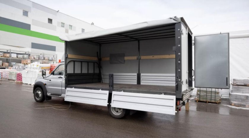 УАЗ профи полуторка