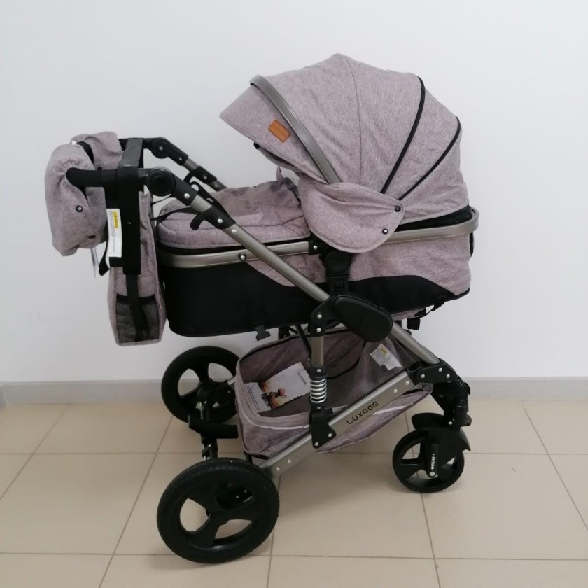 Коляска Люкс мом 555