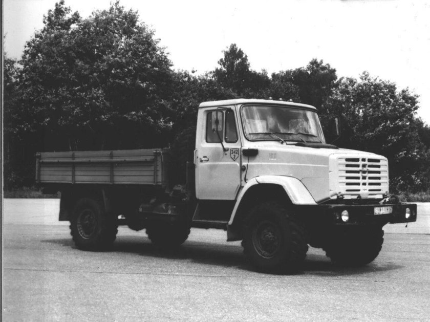 Грузовик ЗИЛ 4327