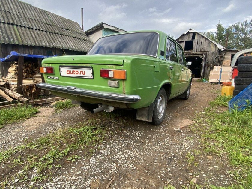 ВАЗ 21011 липа зеленая