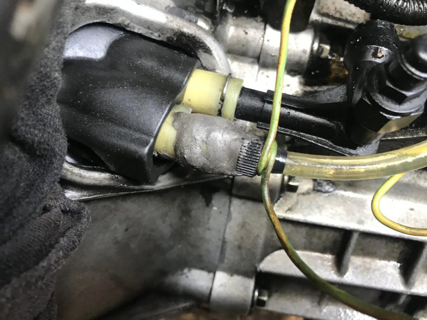 Штуцер сцепления Форд фокус 1