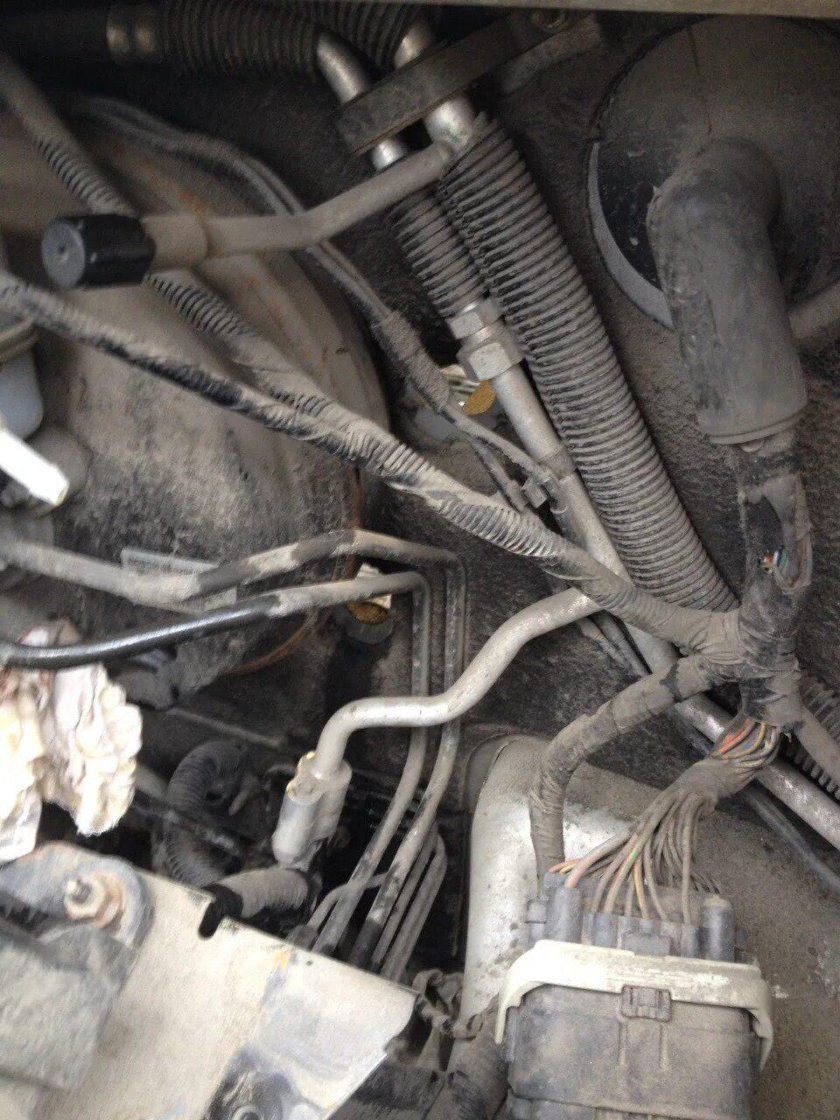 Главный цилиндр сцепления Форд Транзит 2.4