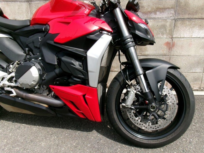 Ducati streetfighter