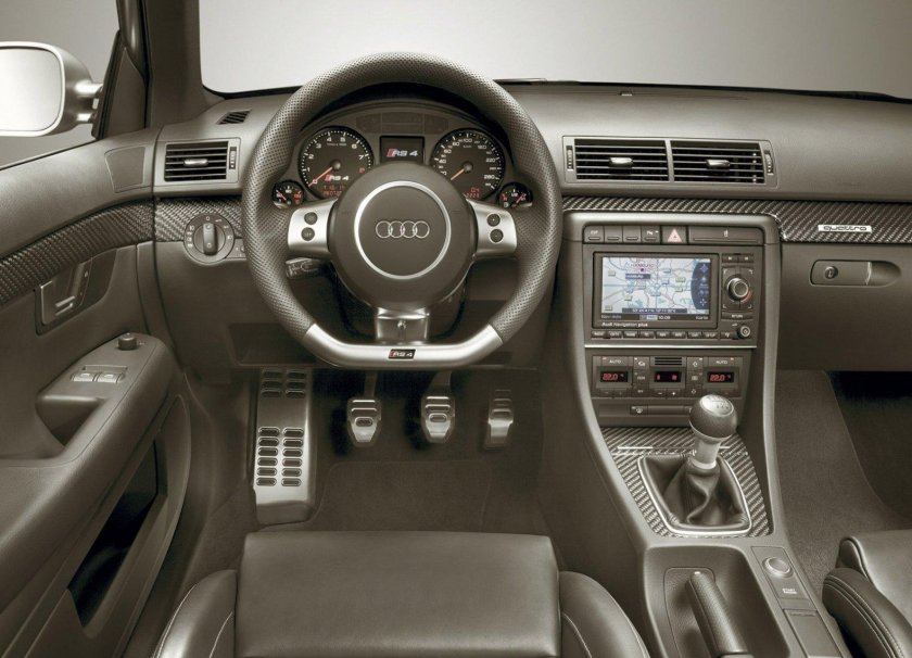 Ауди РС 4 2005