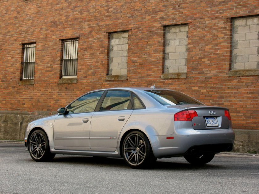 Audi rs4 2008